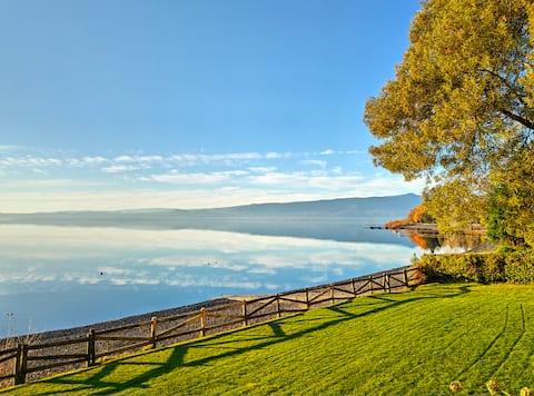 Large lake house with a tinaja and game room