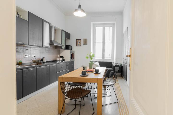 Cavallini Apartment gallery image 2