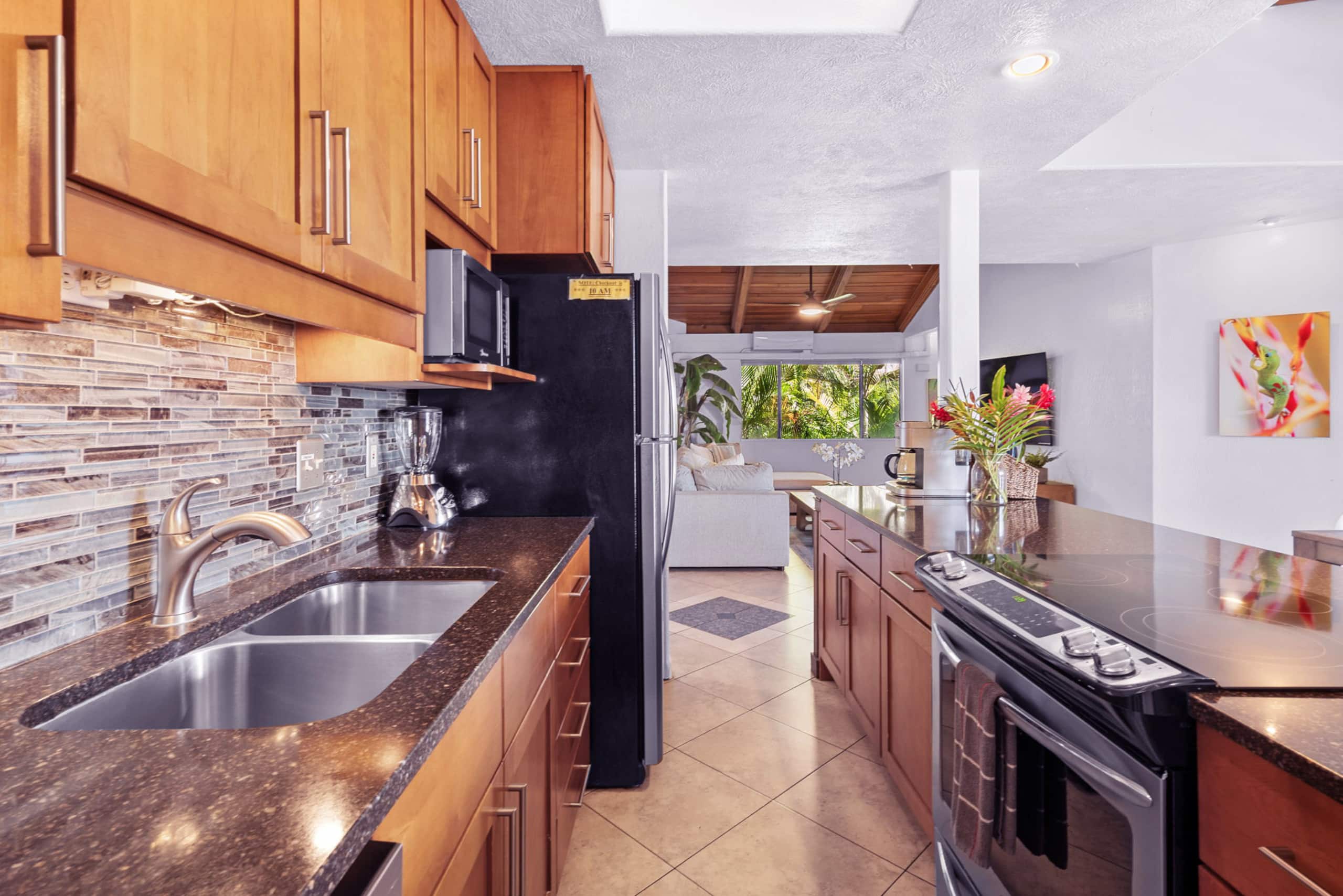 Condo in Kihei · ★4.93 · 3 bedrooms · 5 beds · 2 baths - Image 4