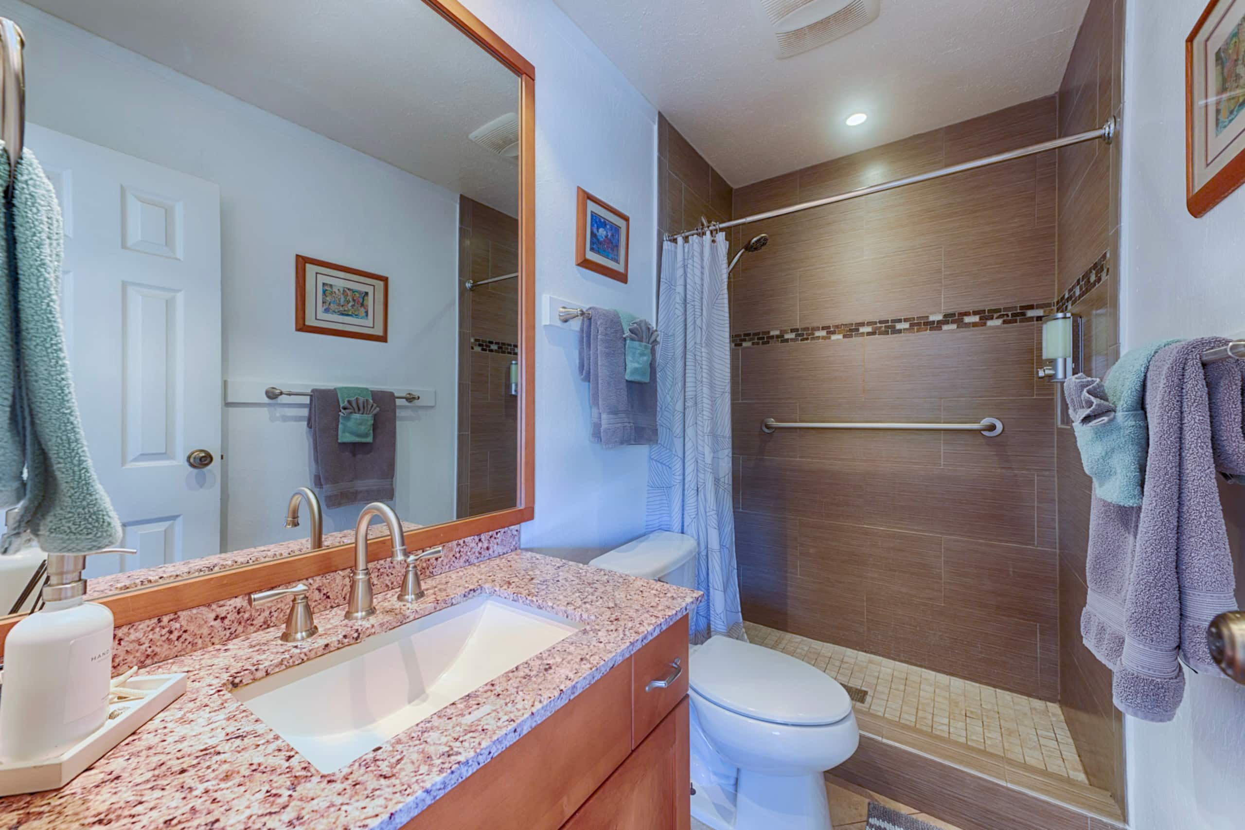Condo in Kihei · ★4.93 · 3 bedrooms · 5 beds · 2 baths - Image 17