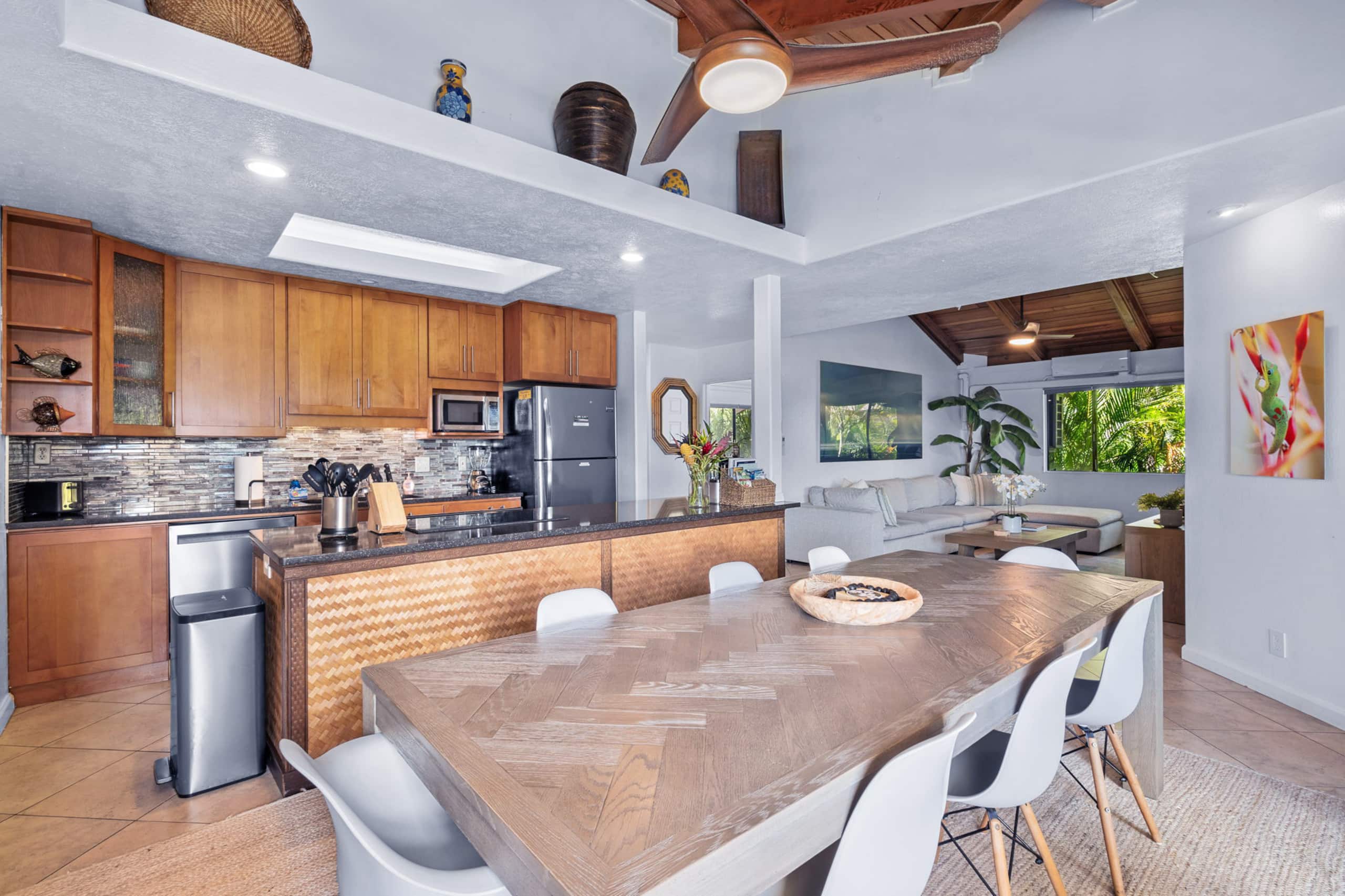 Condo in Kihei · ★4.93 · 3 bedrooms · 5 beds · 2 baths - Image 3