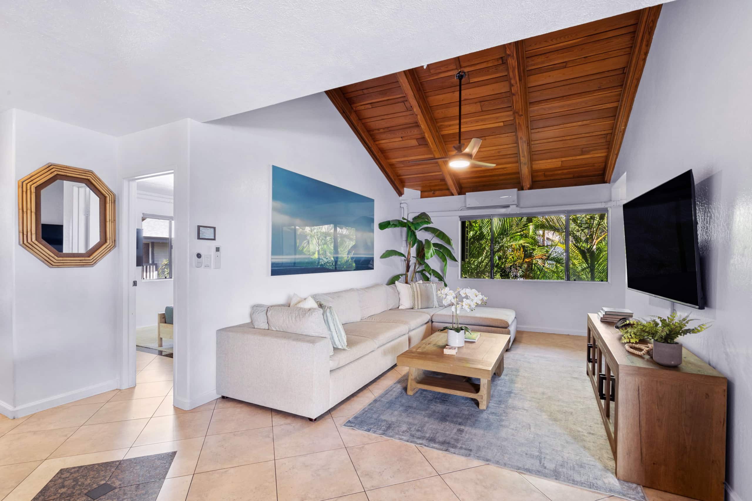 Condo in Kihei · ★4.93 · 3 bedrooms · 5 beds · 2 baths - Image 2