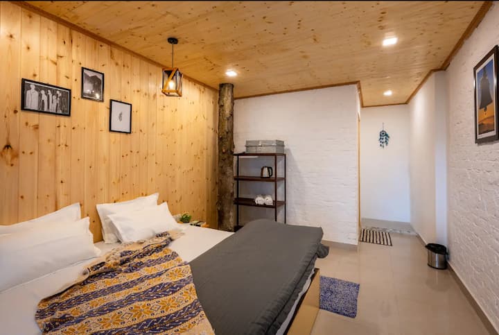 The Hill Story,
Entire Chalet, Offbeat,cozy - Mussoorie