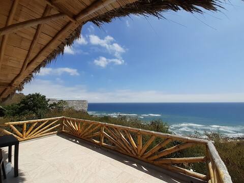 Cozy house w/beautiful view from the terrace!
