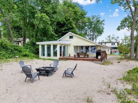 Lake Ontario Beach House Getaway | House #1