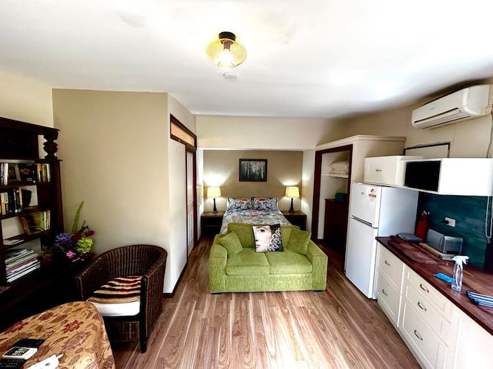 Blue Mountains Studio, Wild Native Garden Full Of Birds, Week-long Stay 30% Off - Sydney