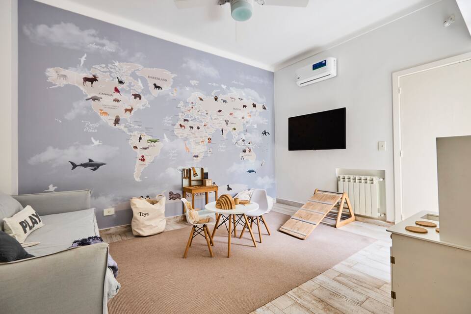 A remodelled family home in the heart of San Isidro, San Isidro, Buenos Aires Province, Argentina, photo 2 of 10