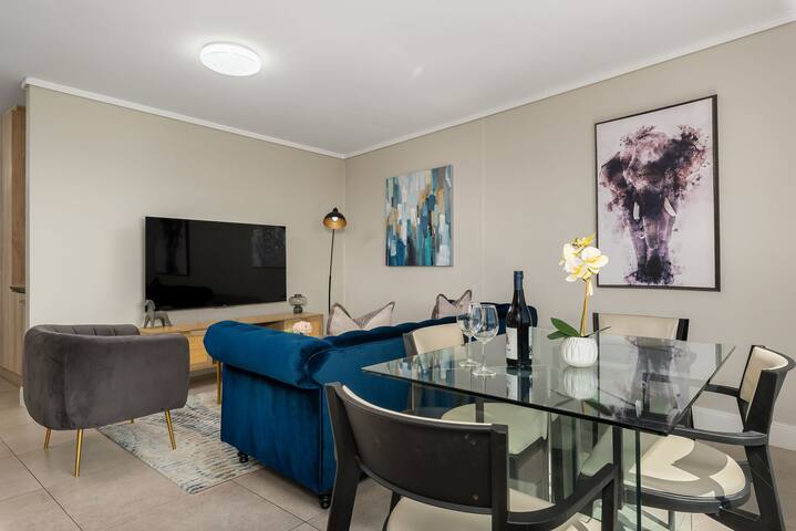 Power Backup-Next to Mall-WatersEdge 2-Bedroom Apt gallery image 3