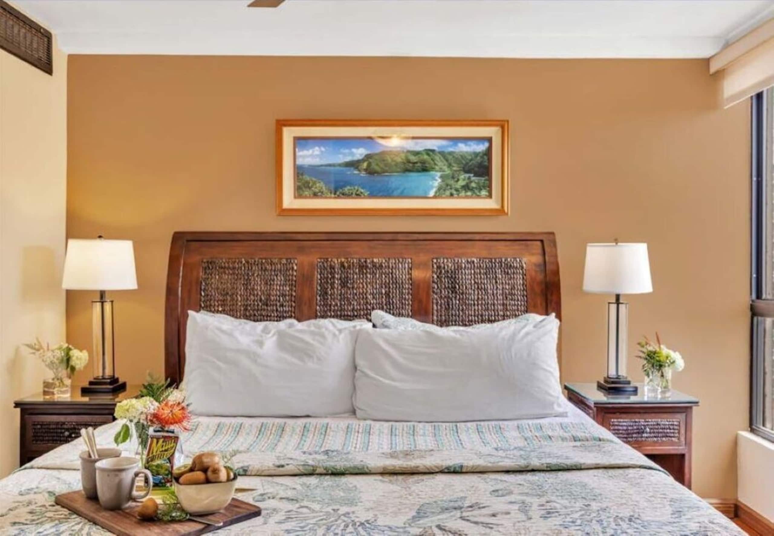 Condo in Lahaina · ★4.83 · 1 bedroom · 2 beds · 1 bath - Image 6