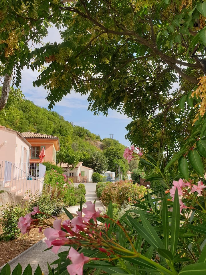 La Marjolaine Gîte 4 Personnes Tarif Tout Inclus - Carros