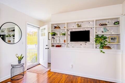 Charming 2 Bedroom Home
