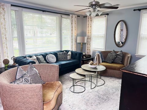 Charming Cottage near LSU Stadium & Restaurants