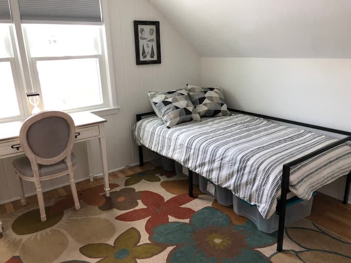 غرفة النوم 2