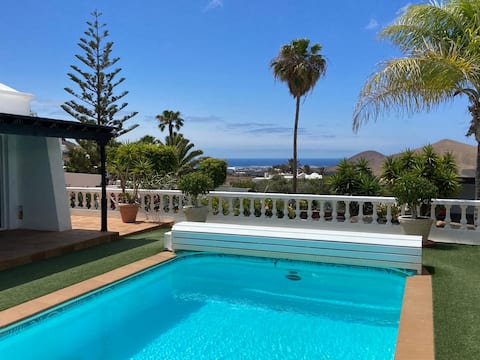 Villa Dora Bella Lanzarote: spectacular views!