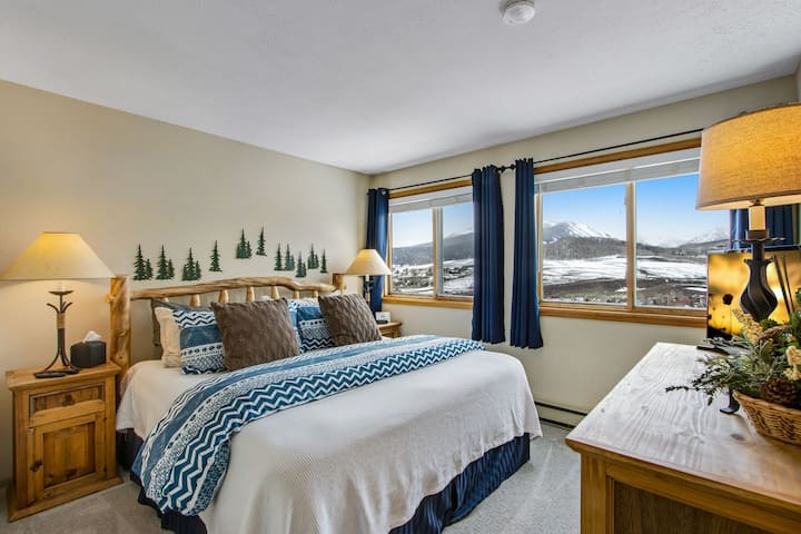 Bedroom #3 is an Upstairs 2nd Master with King Bed, TV, and Attached Full Bathroom.  Beautiful Mountain Views.