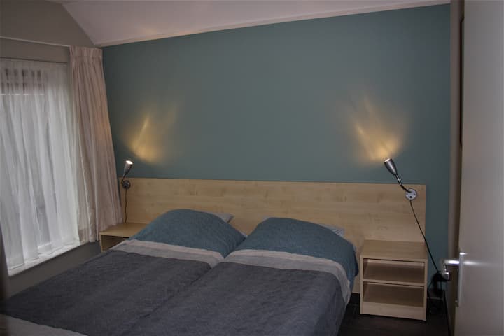 Schlafzimmer 2