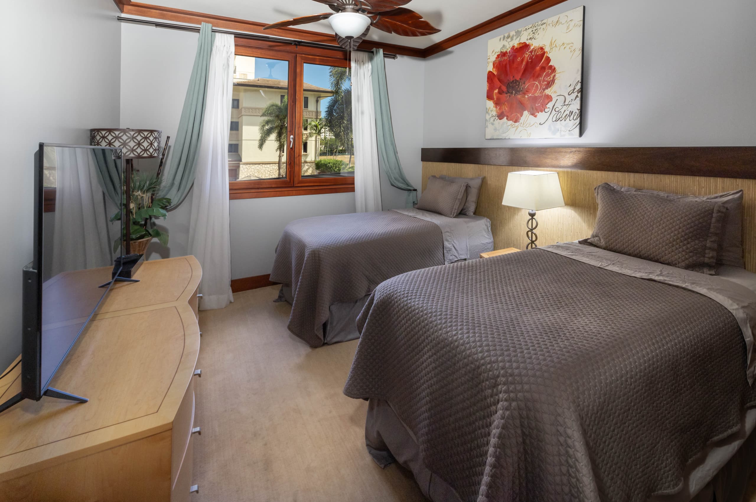 Condo in Kapolei · ★4.88 · 2 bedrooms · 4 beds · 2 private baths - Image 2
