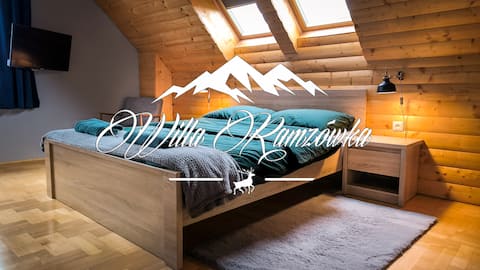 Villa Ramzówka - House with Billiards, Sauna and Jacuzzi