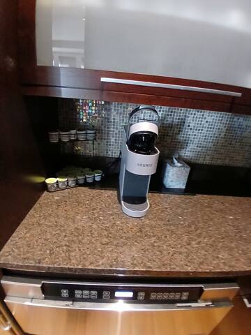 4 Bedroom in Wrigley Rooftop Building-Grand Slam gallery image 4