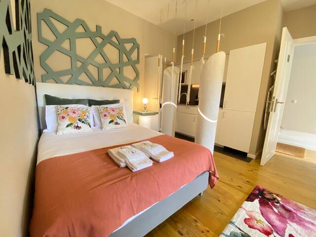 Cedofeita Village in Porto – Terraces and Garden gallery image 4