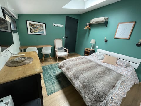 Nice renovated studio attached to farmhouse