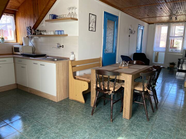 Tágas Tetőtéri Apartman - Miskolc