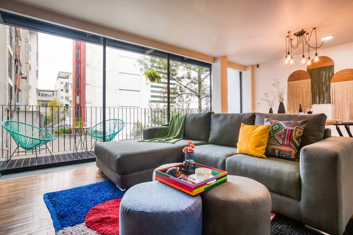 Parkside Chic | Trendy Apt w/ Balcony by Pque Mex! gallery image 5