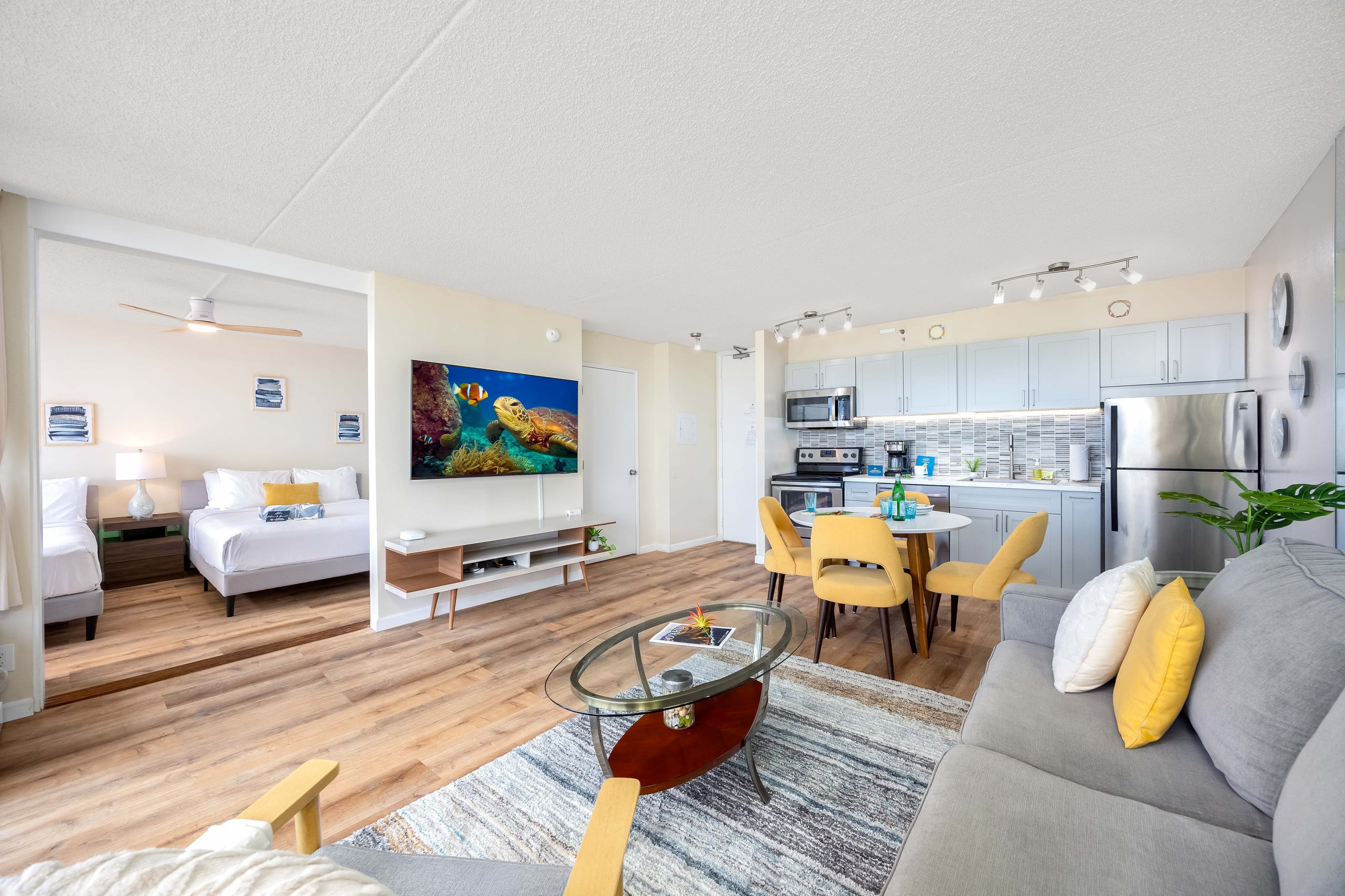 Gorgeous Diamond Head Views from 34FL w/ Parking - Image 7
