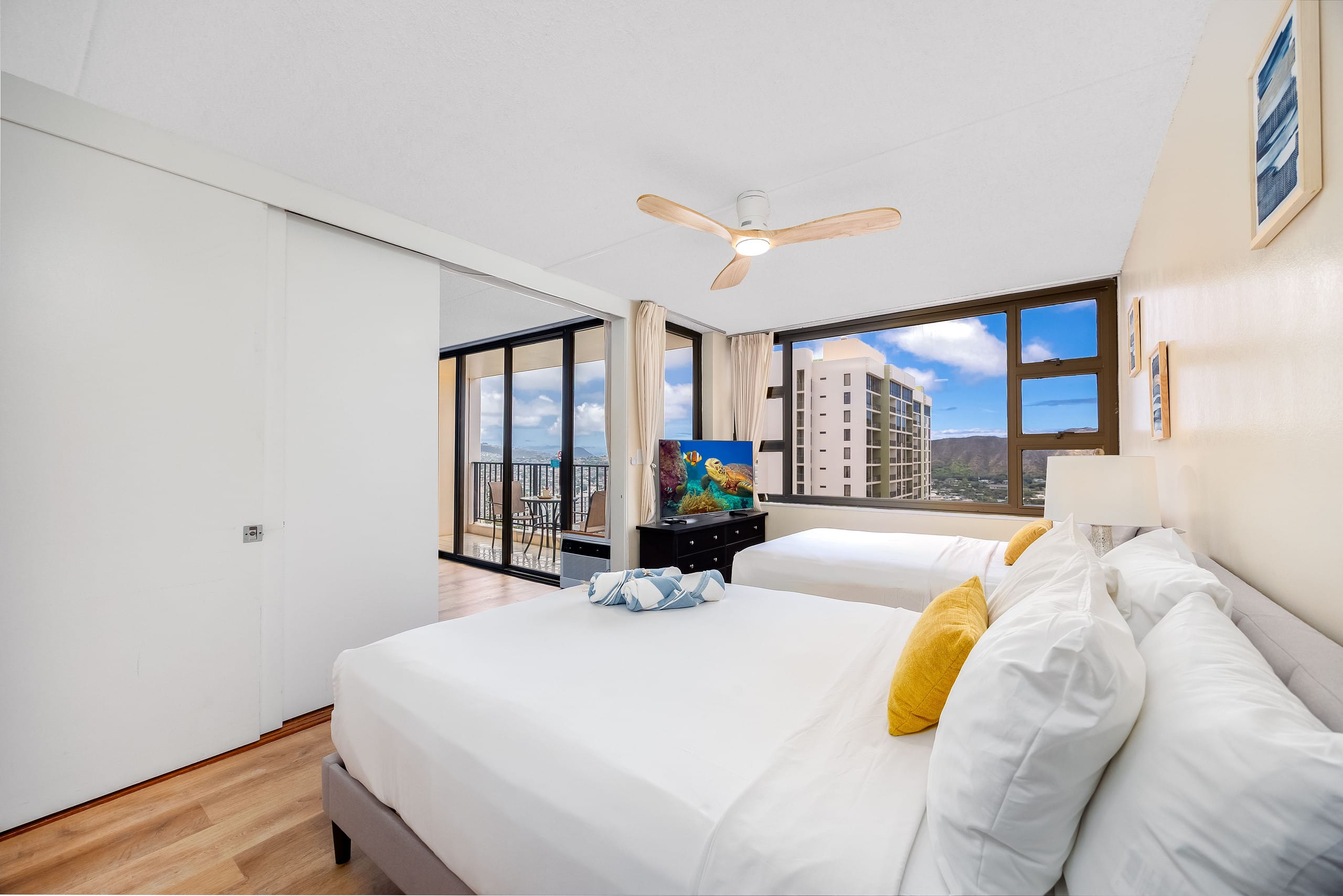 Gorgeous Diamond Head Views from 34FL w/ Parking - Image 29