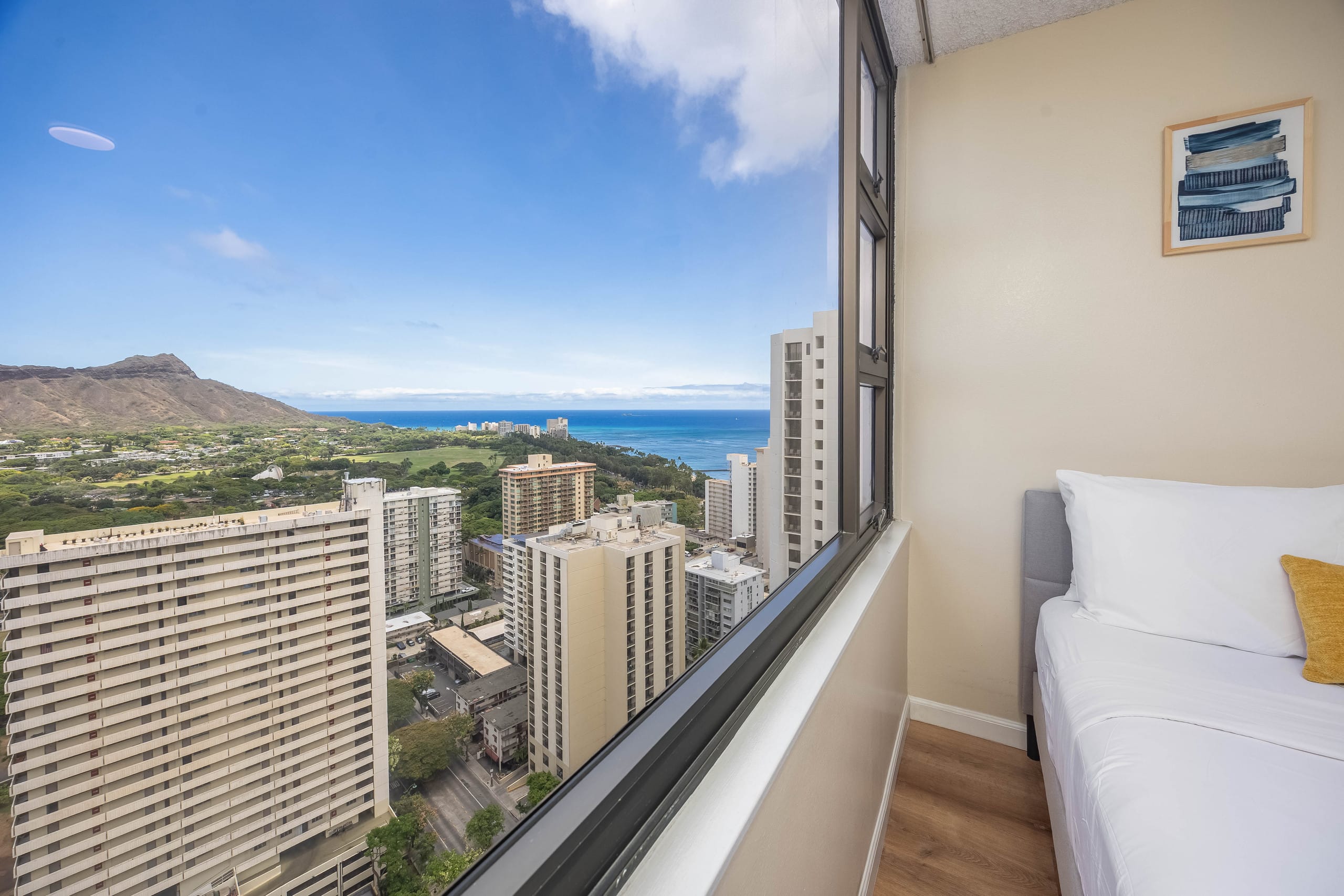Gorgeous Diamond Head Views from 34FL w/ Parking - Image 33