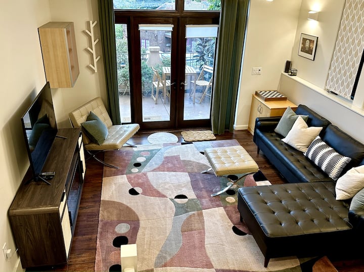 Private Guest Flat In Berkeley Hills Home - Berkeley, CA