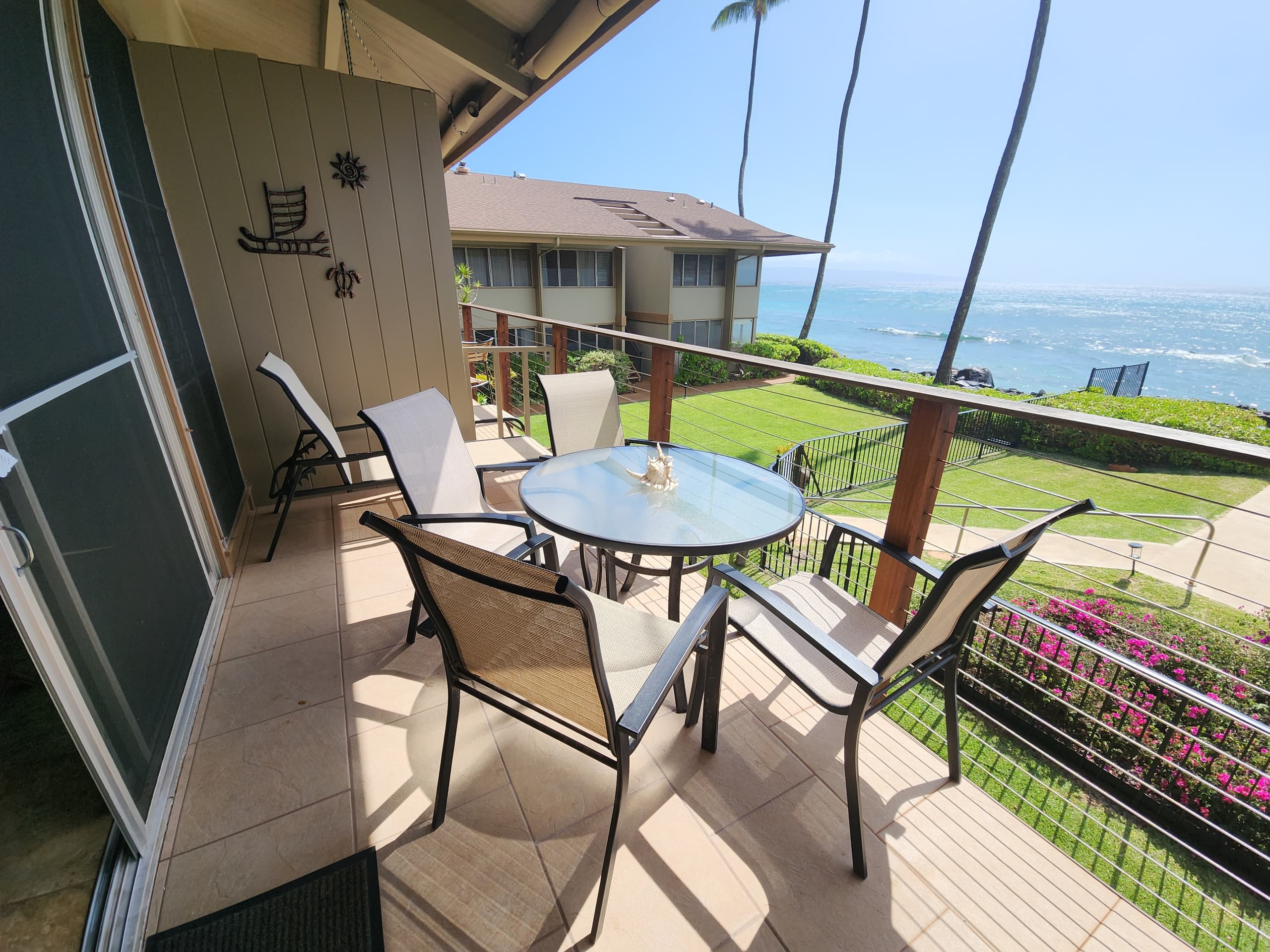 Condo in Lahaina · ★4.93 · 1 bedroom · 1 bed · 1 private bath - Image 25