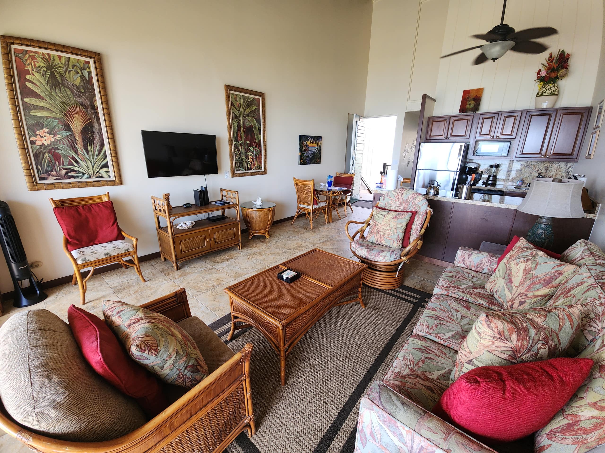 Condo in Lahaina · ★4.93 · 1 bedroom · 1 bed · 1 private bath - Image 2