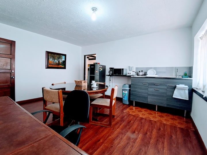 202  Amplio Y Luminoso Apartamento 200mt Zona Rosa - Bogota