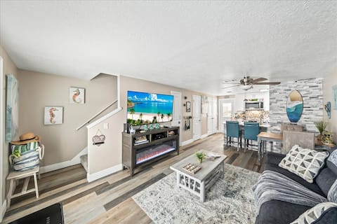 Popular Airbnb listing: The Soaring Seagull - Dog Friendly Beach Resort in Cape Canaveral