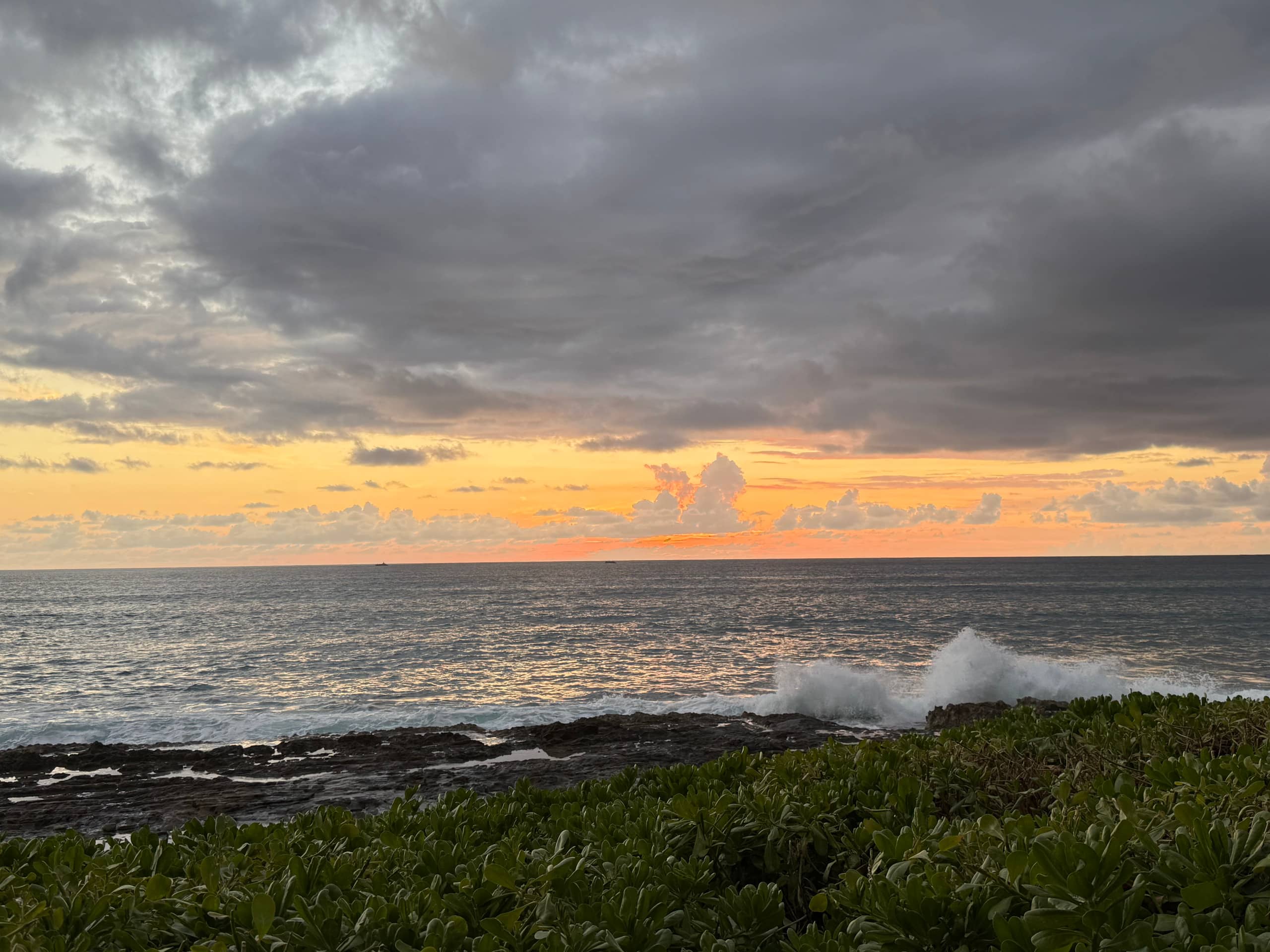 Condo in Kapolei · ★4.94 · 2 bedrooms · 5 beds · 2 private baths - Image 51