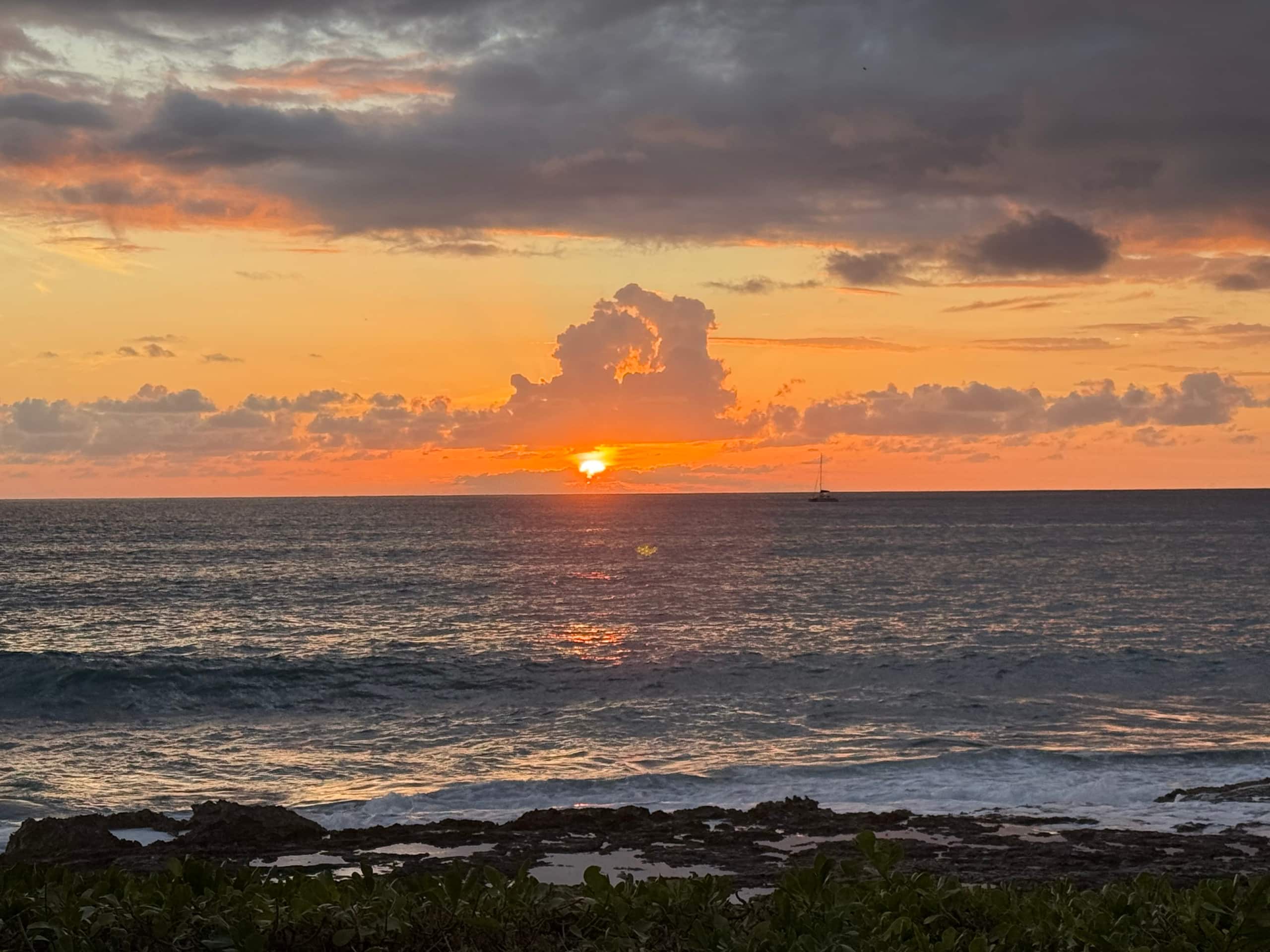 Condo in Kapolei · ★4.94 · 2 bedrooms · 5 beds · 2 private baths - Image 49