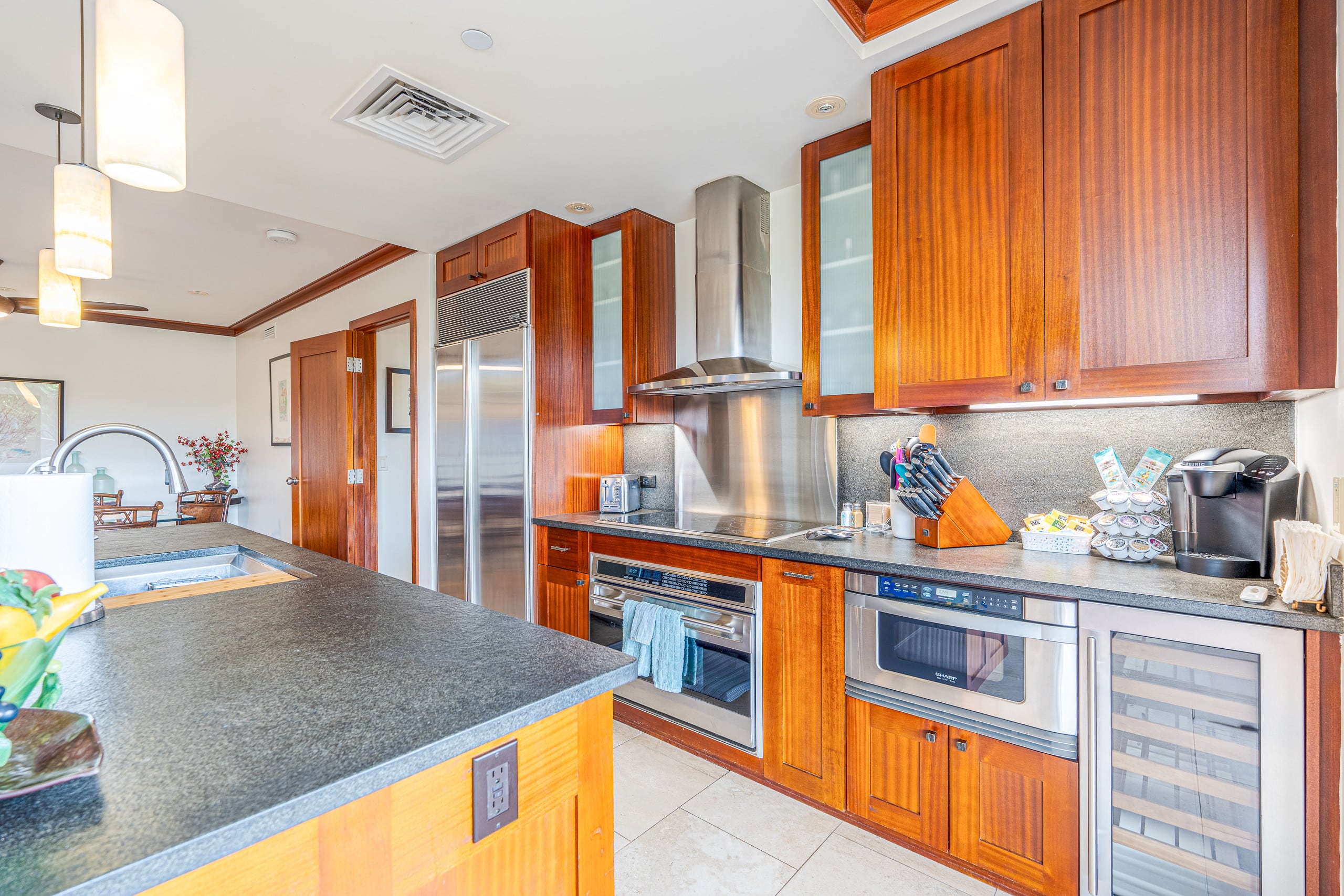 Condo in Kapolei · ★4.94 · 2 bedrooms · 5 beds · 2 private baths - Image 15