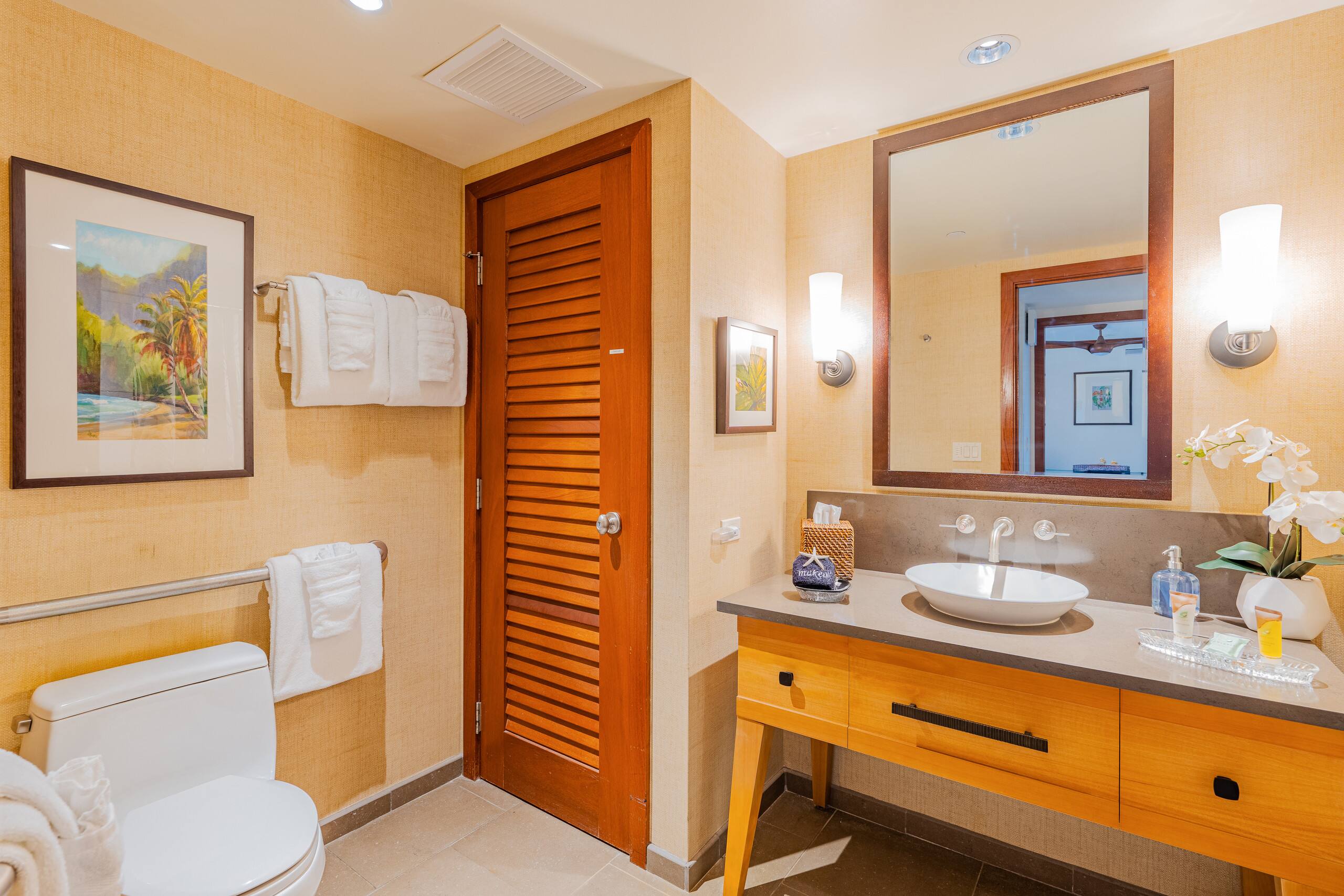 Condo in Kapolei · ★4.94 · 2 bedrooms · 5 beds · 2 private baths - Image 30