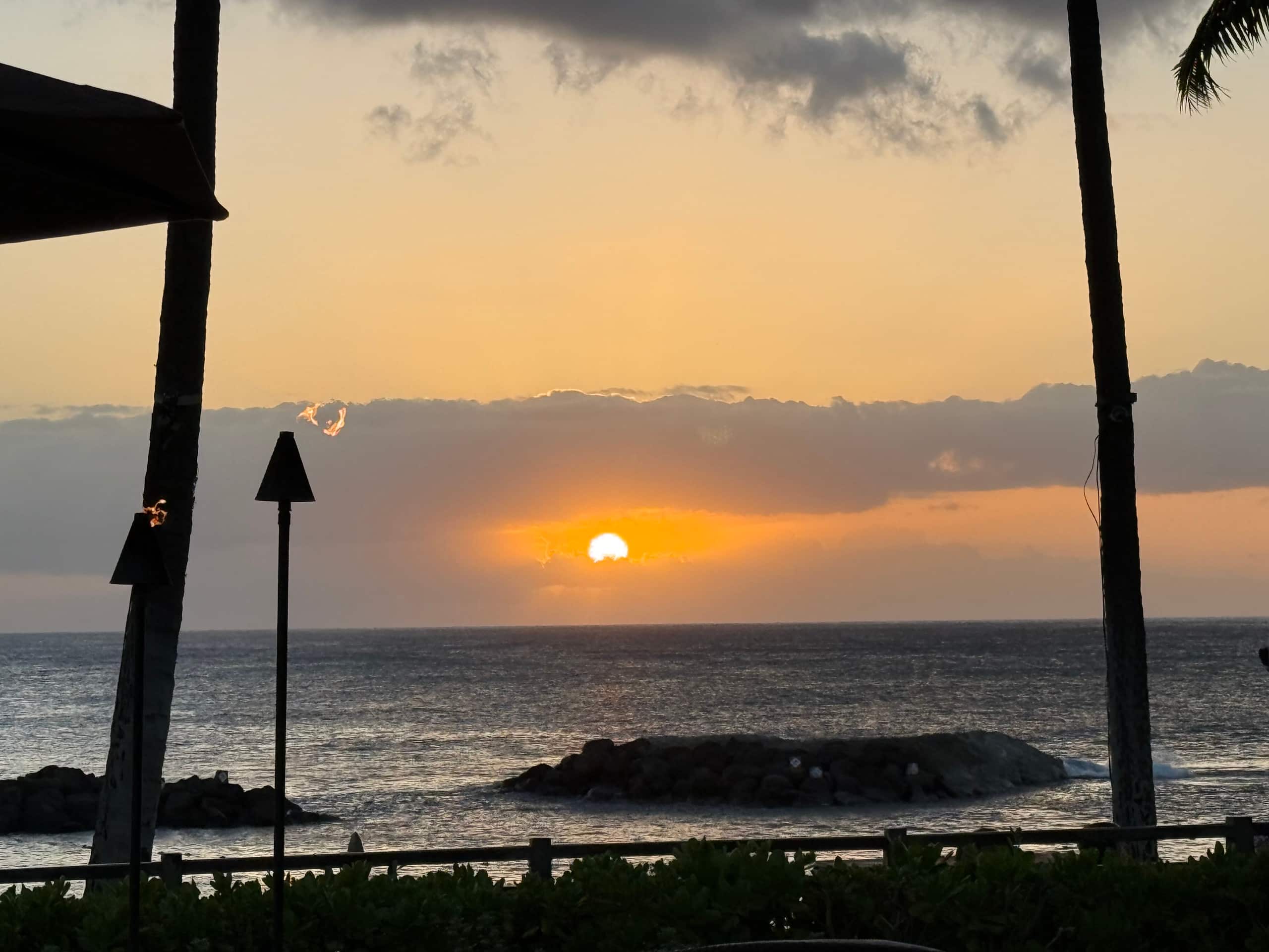 Condo in Kapolei · ★4.94 · 2 bedrooms · 5 beds · 2 private baths - Image 48