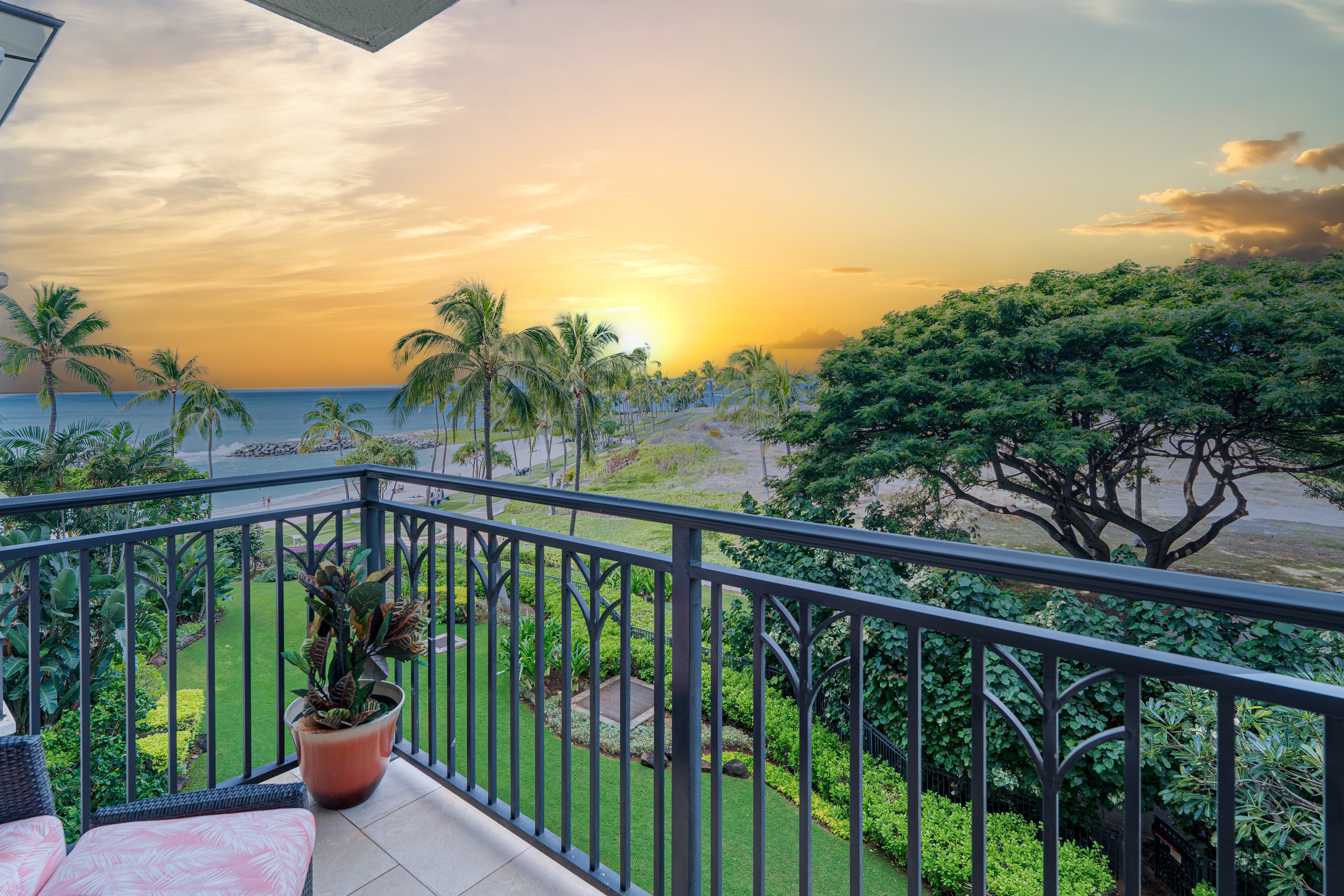 Condo in Kapolei · ★4.94 · 2 bedrooms · 5 beds · 2 private baths - Image 58
