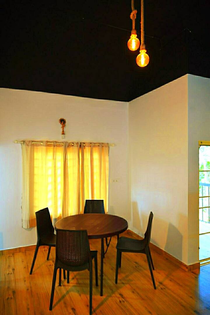 Farmstay Cottage Inside Plantation - Munnar