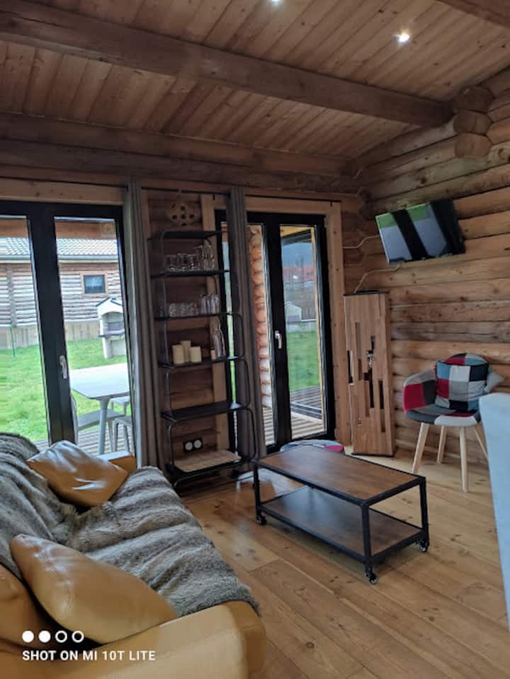 La Cabane Pour 4 Personnes Avec Jacuzzi Privatif - Pas-de-Calais