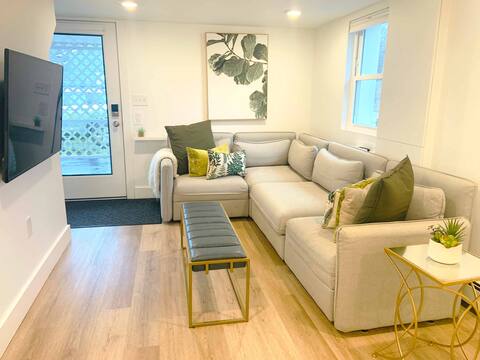 Fresh + Modern Garden Level Kittery Studio