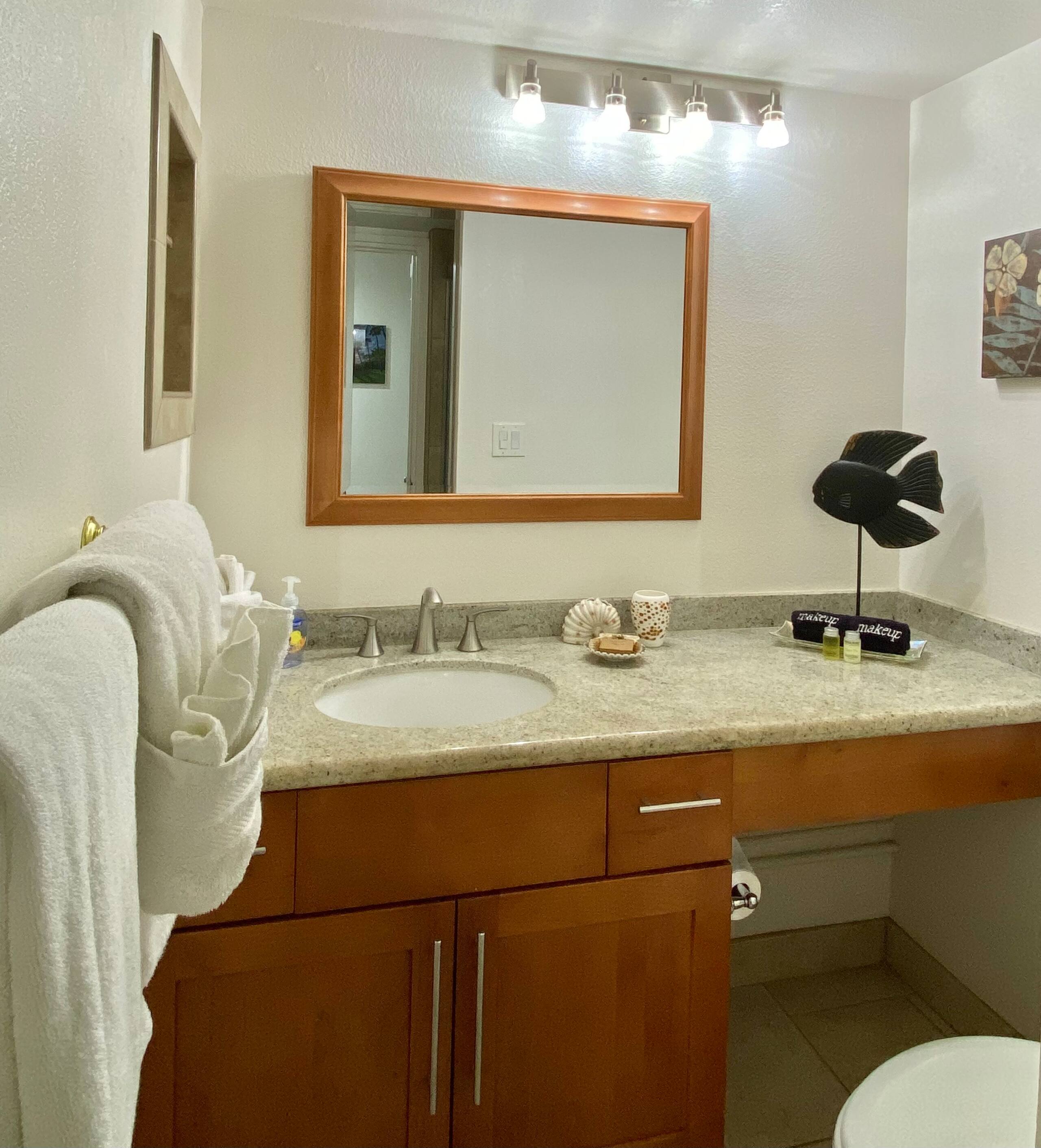 Condo in Kihei · ★5.0 · 1 bedroom · 1 bed · 2 baths - Image 9