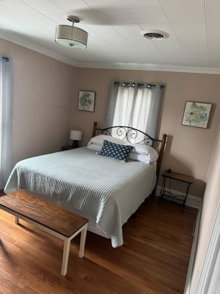 Gateway To Starved Rock 1 Bedroom Apartment - Ottawa, IL