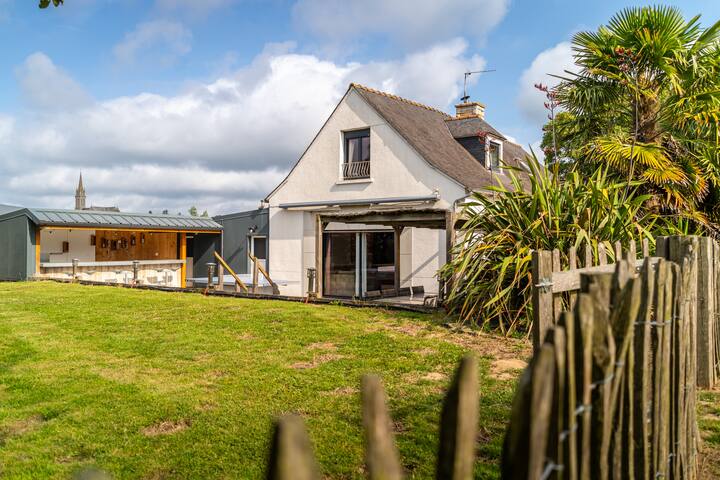 Manoir de la forme - page managed Airbnb listing 1
