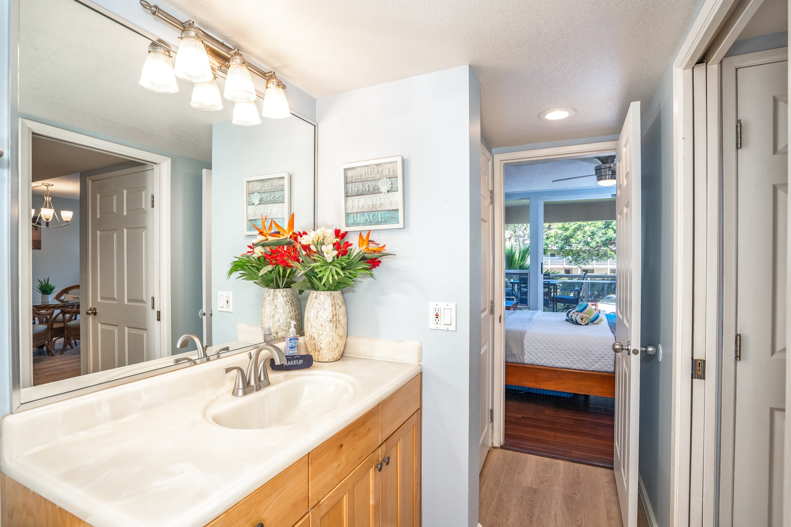 Condo in Kihei · ★4.93 · 1 bedroom · 2 beds · 1 private bath - Image 16