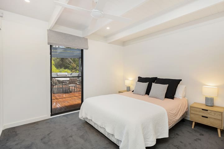 Family Holidays, Beach Walks, Rosetta in Sorrento gallery image 4