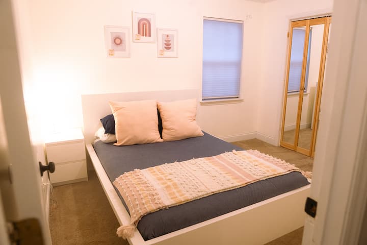 საძინებელი 1